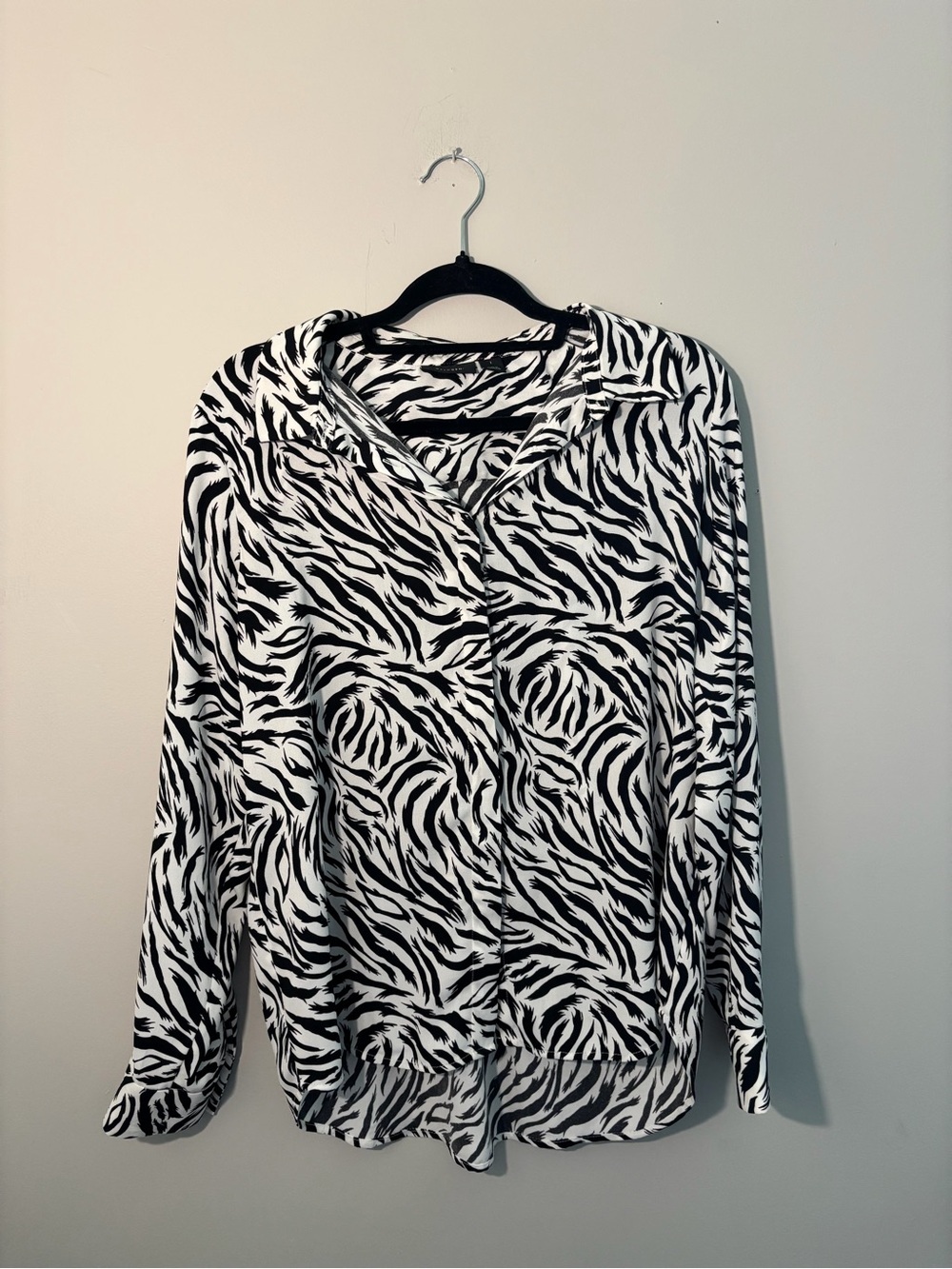Halogen Black & White Zebra-Pattern Button-Down Blouse